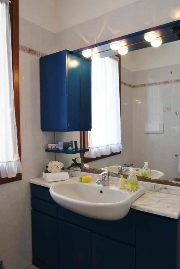 Appartamenti Villa Paola-Pochi Passi Dal Mare-Zona Piazza Aurora-Лідо-ді-Єзоло Екстер'єр фото