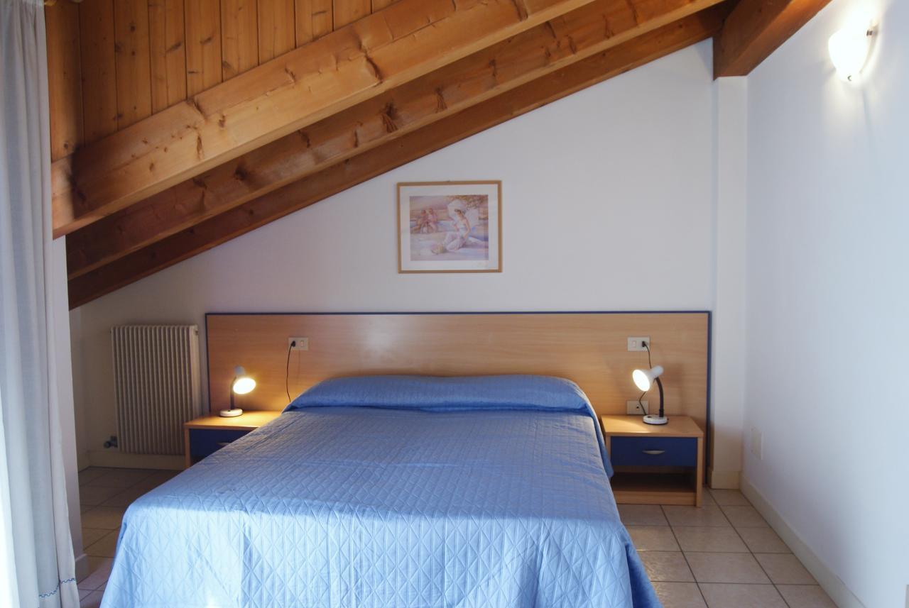 Appartamenti Villa Paola-Pochi Passi Dal Mare-Zona Piazza Aurora-Лідо-ді-Єзоло Екстер'єр фото