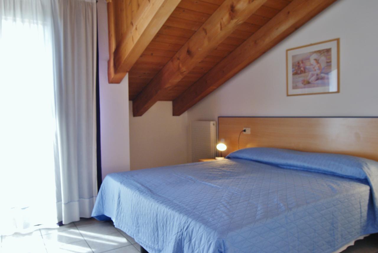 Appartamenti Villa Paola-Pochi Passi Dal Mare-Zona Piazza Aurora-Лідо-ді-Єзоло Екстер'єр фото